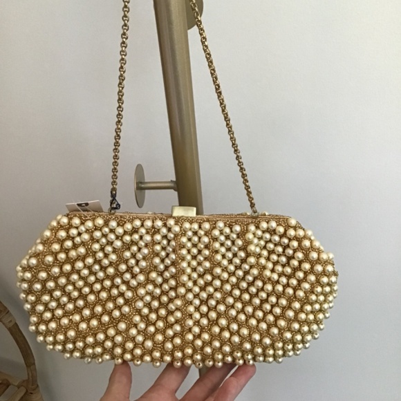 Santi Gemelli Clutch Pearl with Taupe Silk with brass strap - Picture 5 of 16